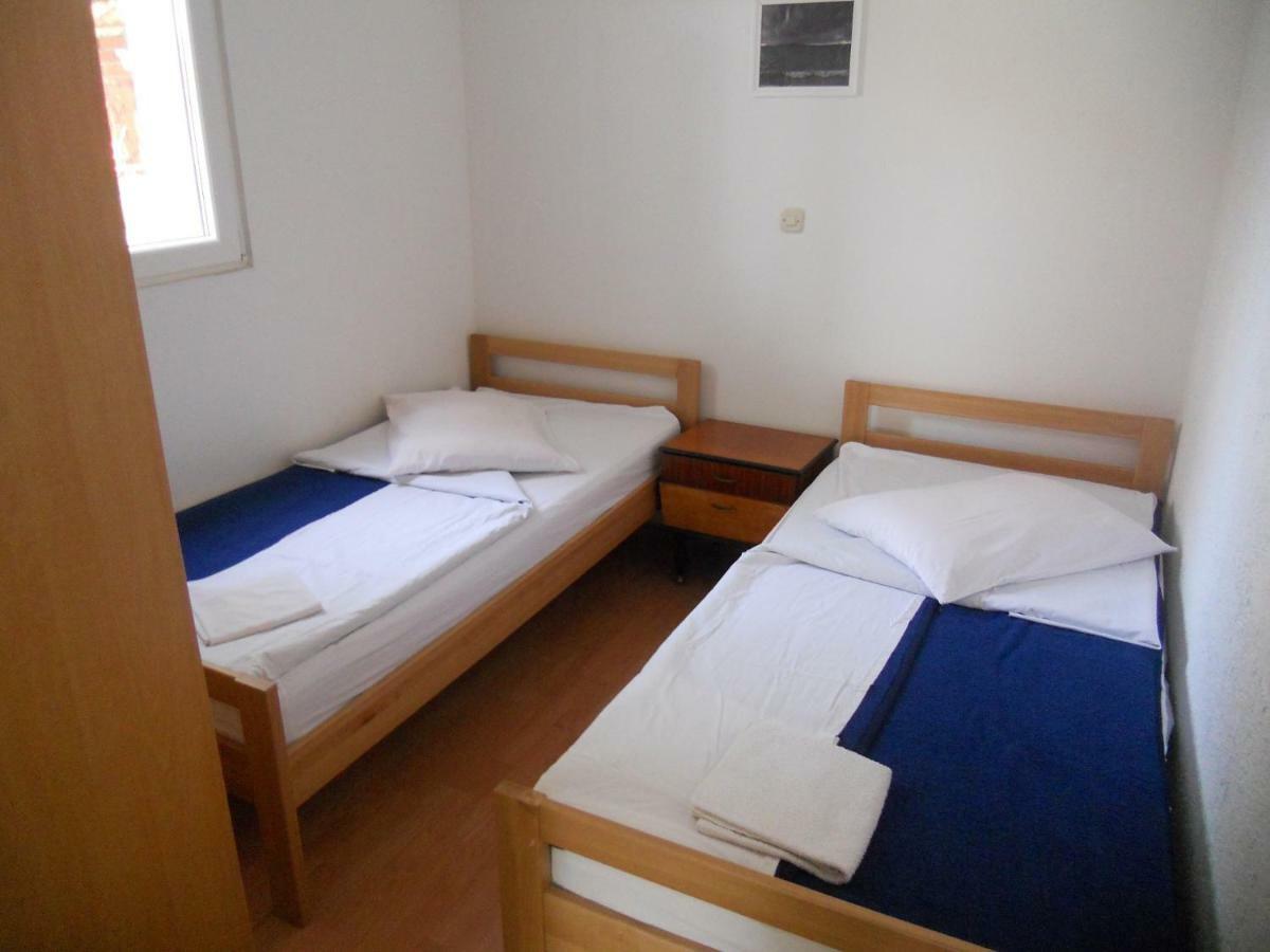 Apartments Gaj Бродарица Экстерьер фото